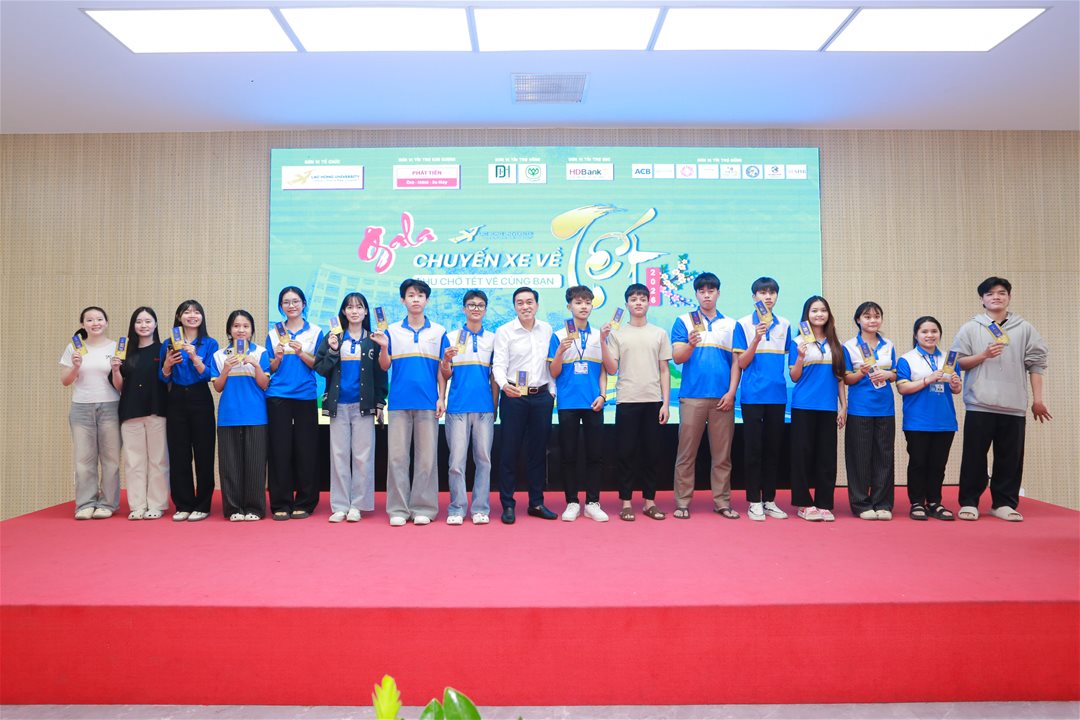 7 năm một hành trình mang Tết về gần hơn với sinh viên LHU